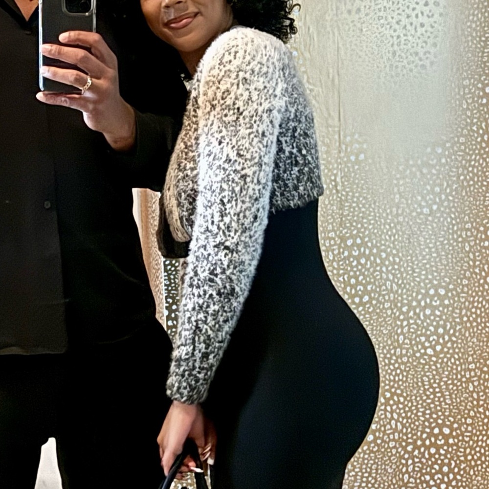 Gray Cardigan - Picture 6 of 7